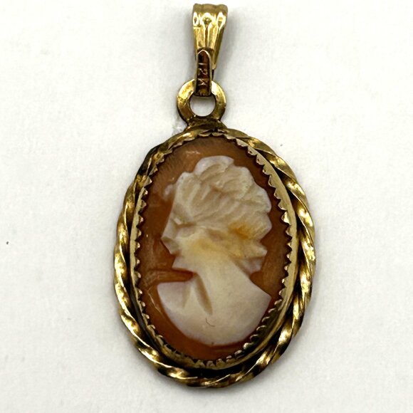 Vintage 1/20 12K GF Left Facing Cameo Pendant Oval Shell Gold Filled Rope Frame - Picture 7 of 13